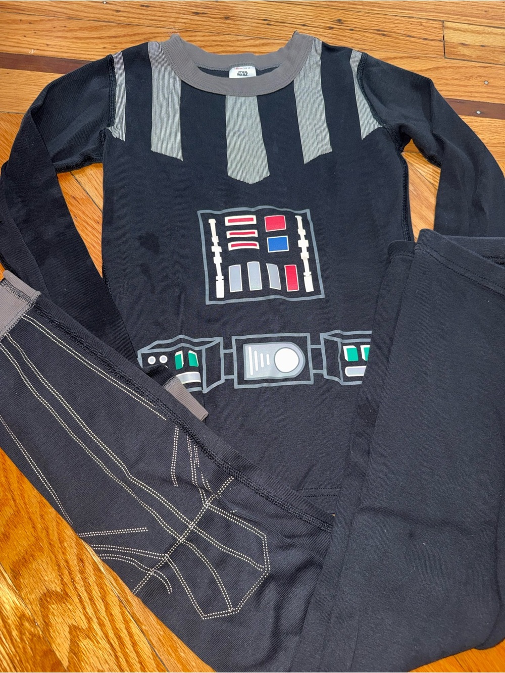 Hanna Andersson Star Wars Darth Vader Black and Gray PJ’s size 10